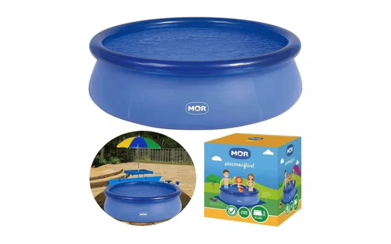 Crianças brincando em uma piscina inflável Splash Fun 2.400 litros da Mor, perfeita para momentos de lazer ao ar livre, disponível no Mercado Livre. História infantil